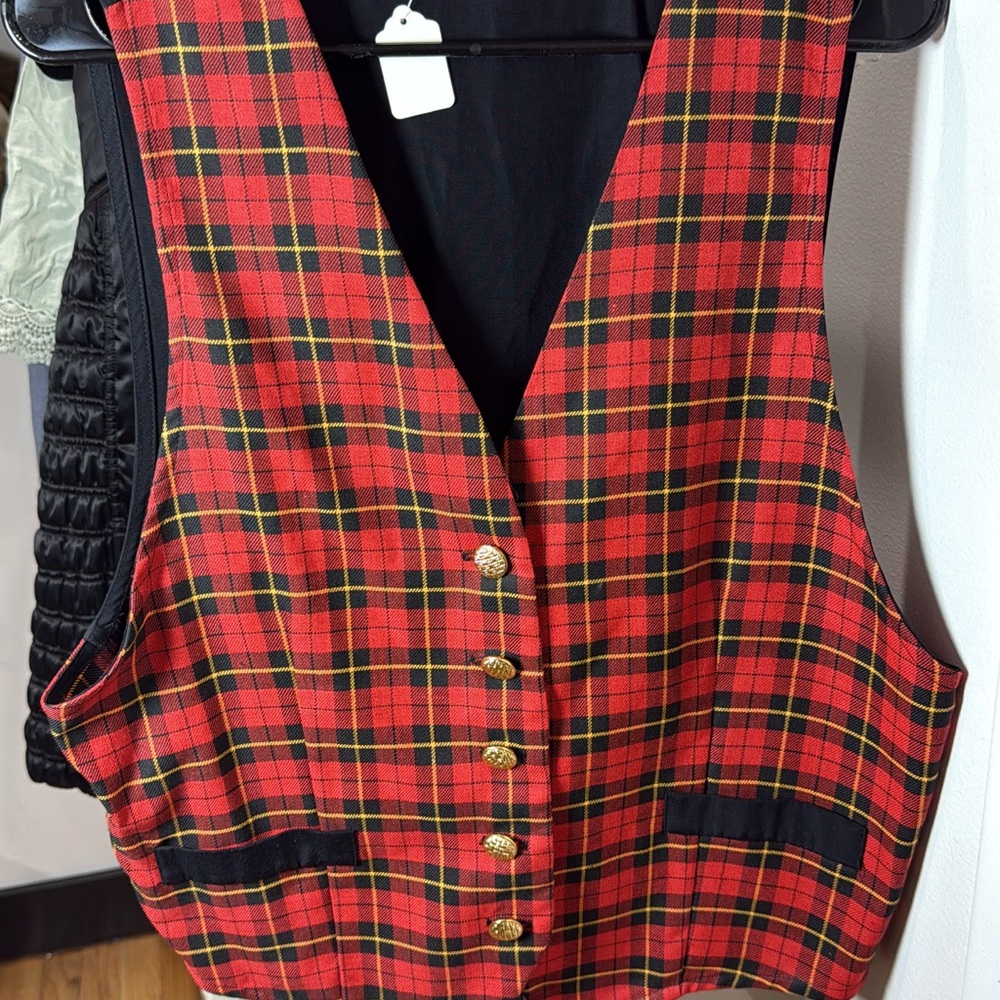 Classic Red Plaid Women's Vest